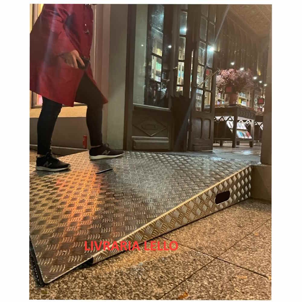 RAMPAS DE ACESSO PARA CADEIRAS DE RODAS — imagem 3